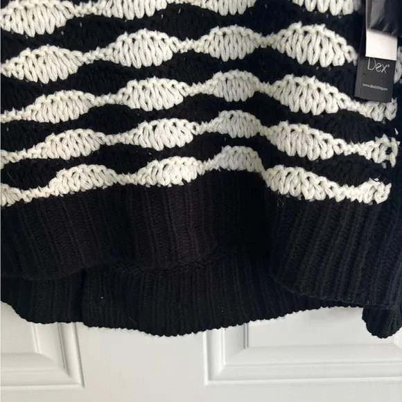 ❤️2/$15 or 3/$21❤️ NWT Dex 1963 Long Sleeve Sweater, Size Large - Picture 2 of 14